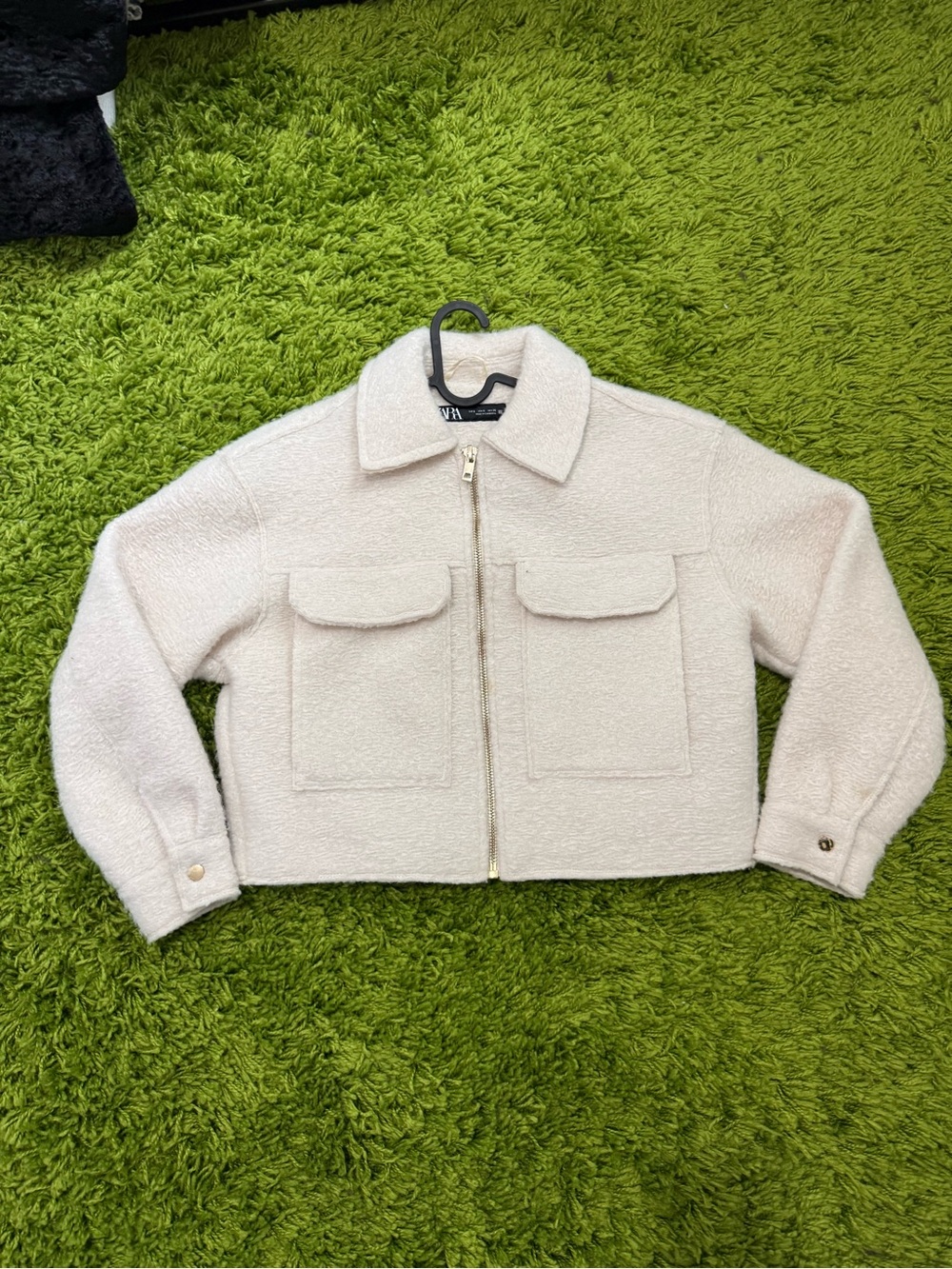 Zara Cream Bouclé Cropped Zip-Up Jacket